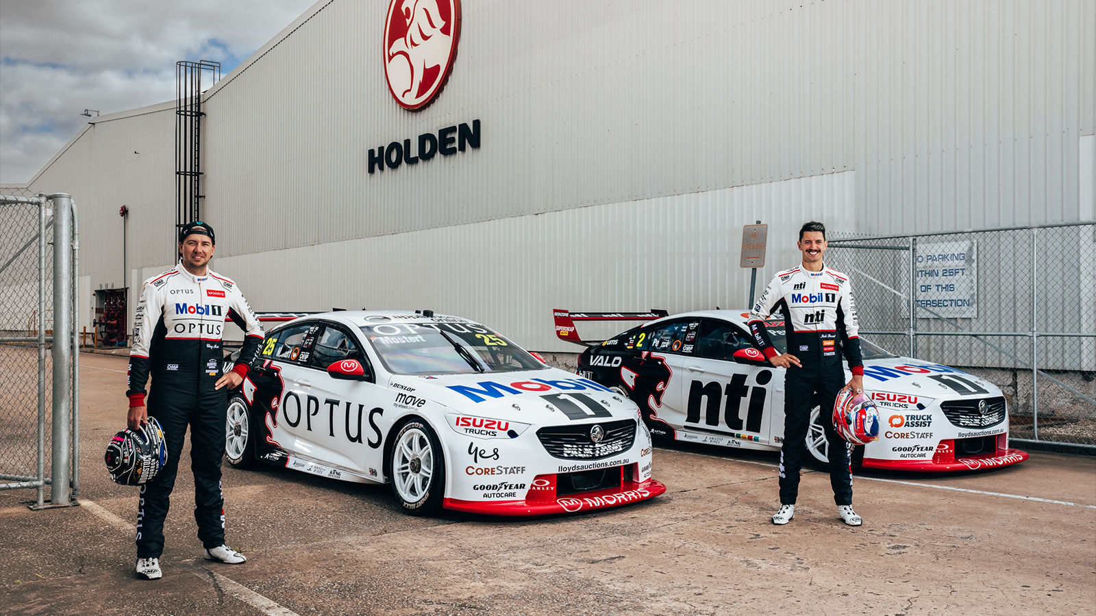 WAU Send Off Holden with Lion and Helmet Return