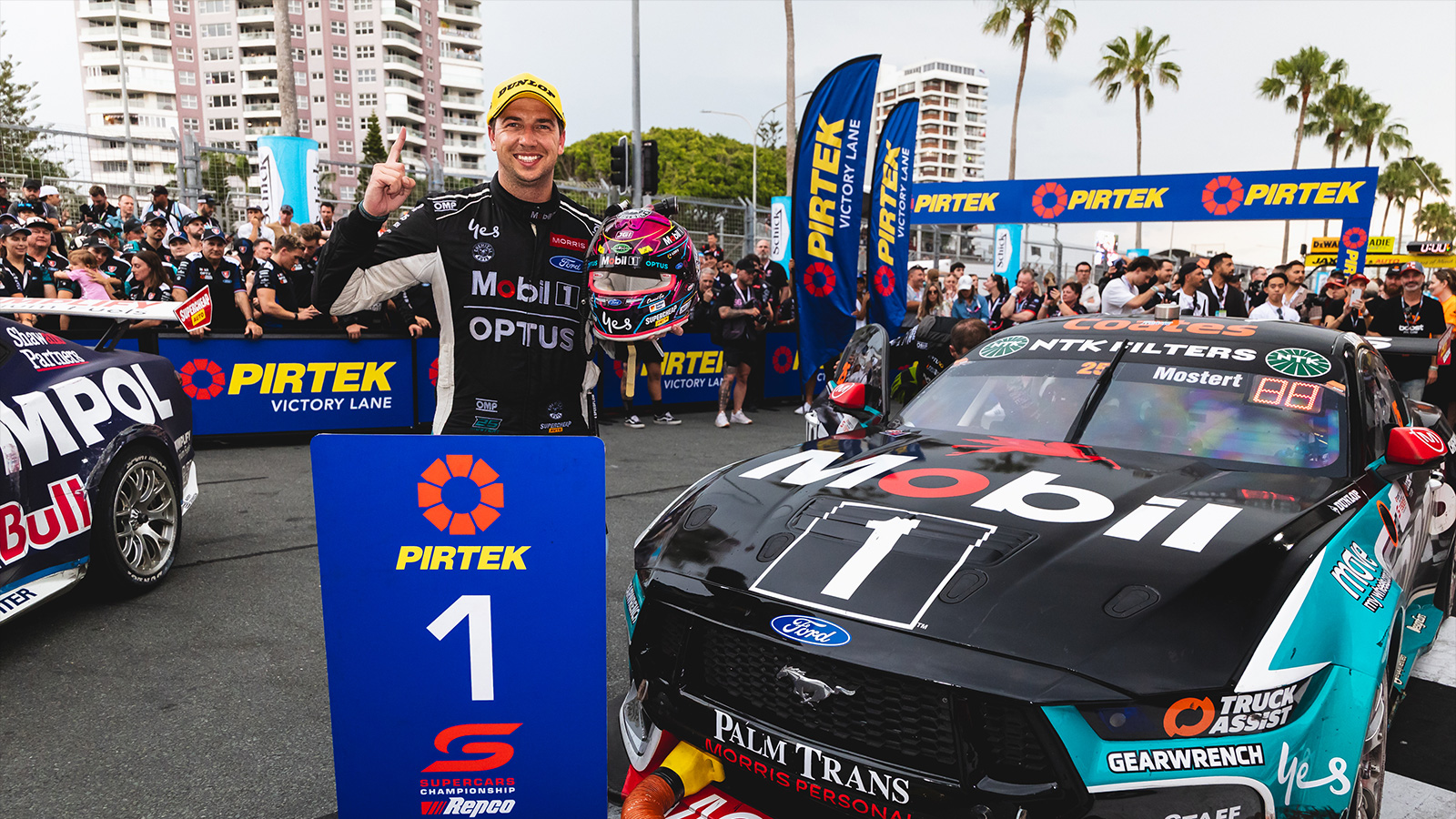 Chaz Clean Sweeps the Gold Coast 500