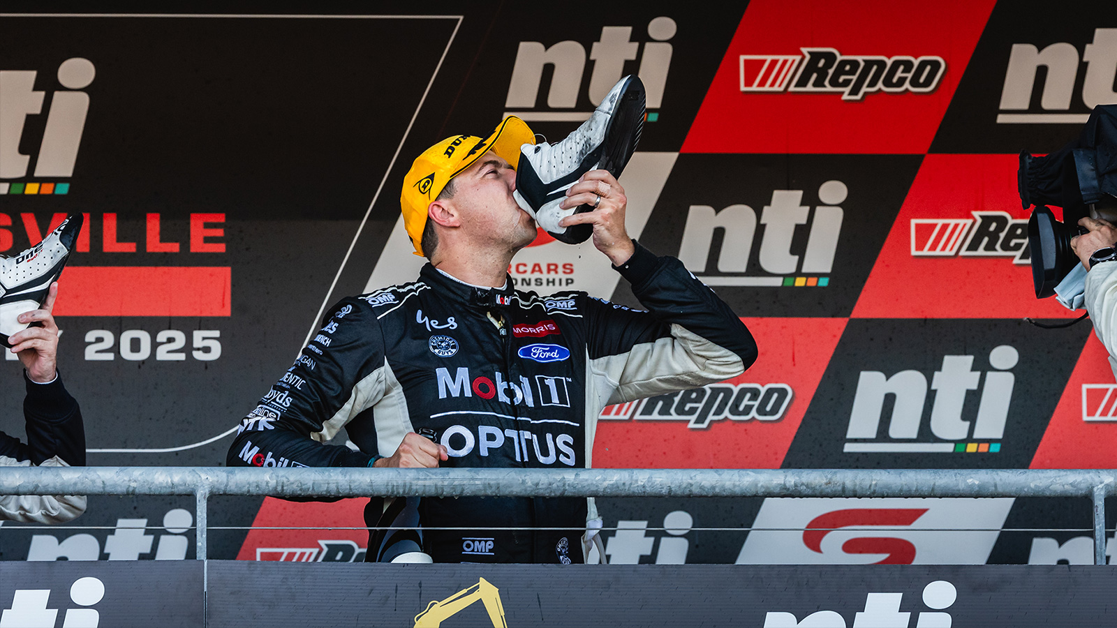 Sunday Debrief: NTI Townsville 500
